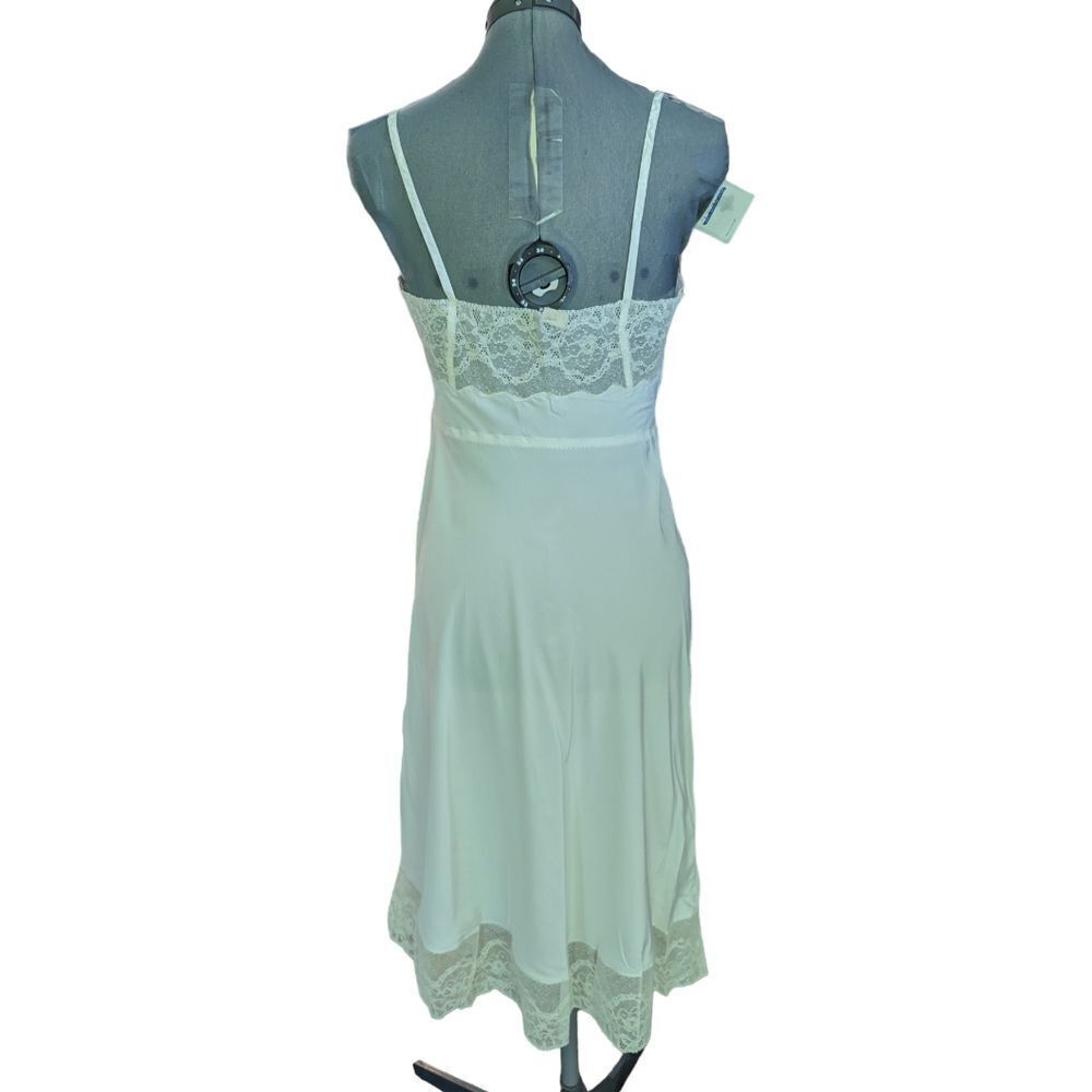 vintage‎ women's 60s white  nylon gown slip with lace details Wedding - Picture 9 of 11